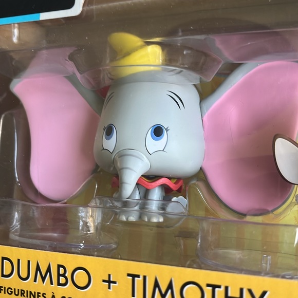 DISNEY Vinyl Collection FUNKO Dumbo + Timothy! - Picture 6 of 7